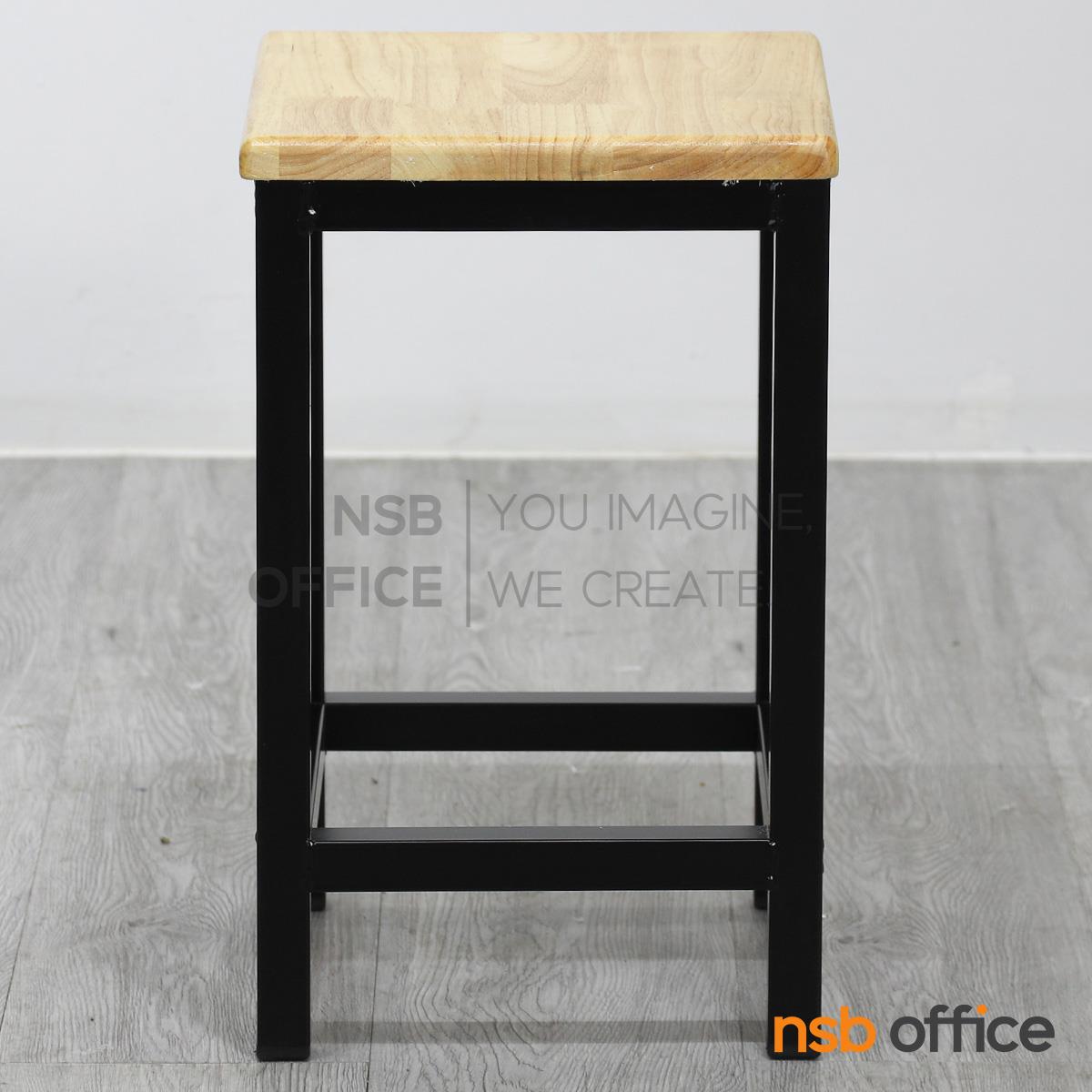 เก้าอี้บาร์เหลี่ยมที่นั่งไม้ รุ่น Swift (สวิฟต์)  โครงขาเหล็กทรงจตุรัส