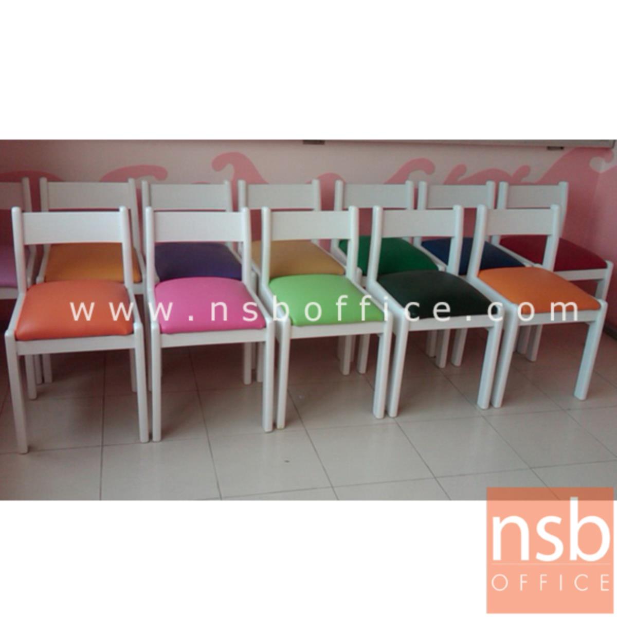 เก้าอี้เด็กอ่านหนังสือ  รุ่น Juno (จูโน่)  โครงไม้ยางพาราทำสีได้