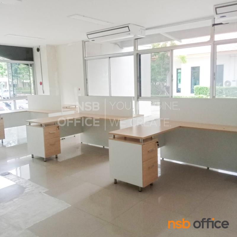 ชุดโต๊ะทำงานกลุ่มตัวแอล 2 ที่นั่ง  รุ่น MN-TYW2832 ขนาด 282W ,322W cm. พร้อมไม้กั้นระหว่างโต๊ะ