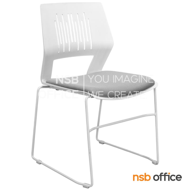 B05A187:เก้าอี้อเนกประสงค์เฟรมโพลี่  รุ่น Valona (วาโรนา)  ขาเหล็กเพลาตัน