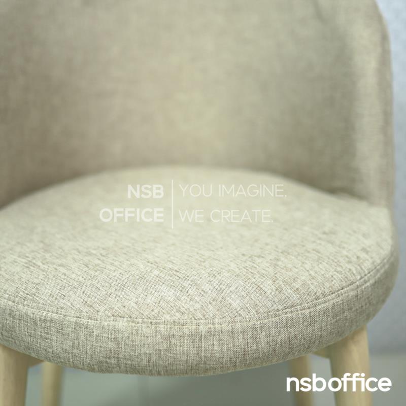 เก้าอี้โมเดิร์นหุ้มผ้า รุ่น Finley (ฟินเลย์)  โครงขาไม้