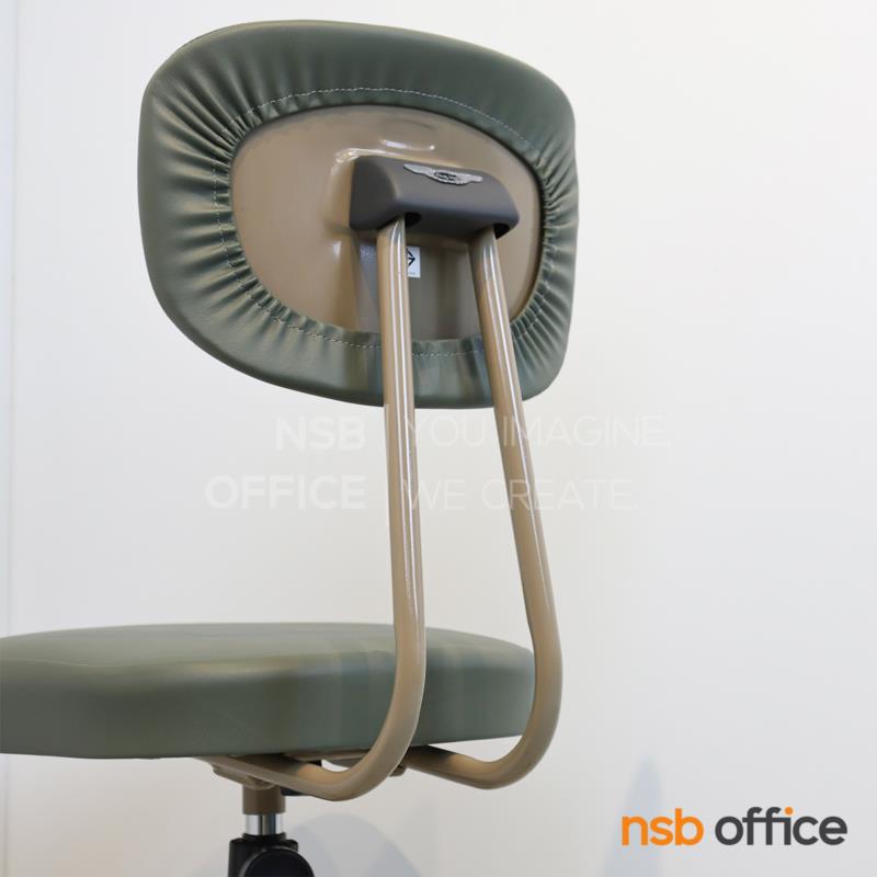 เก้าอี้บาร์ที่นั่งเหลี่ยมล้อเลื่อน ยี่ห้อลัคกี้ รุ่น CH-403  โครงเหล็กพ่นสี