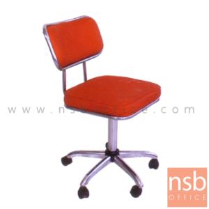 เก้าอี้บาร์ที่นั่งเหลี่ยมมีพิง ขาล้อ  BC-179-M-Bแกนบูท