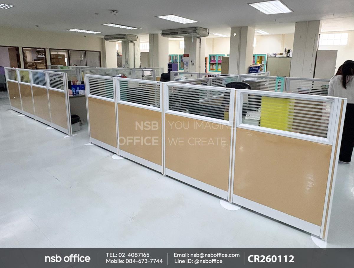 พาร์ทิชั่นแบบครึ่งทึบครึ่งกระจกขัดลาย 