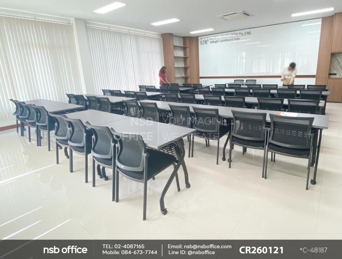 โต๊ะประชุมพับเก็บได้ล้อเลื่อนใช้งานกับเก้าอี้รับแขกหลังเน็ต