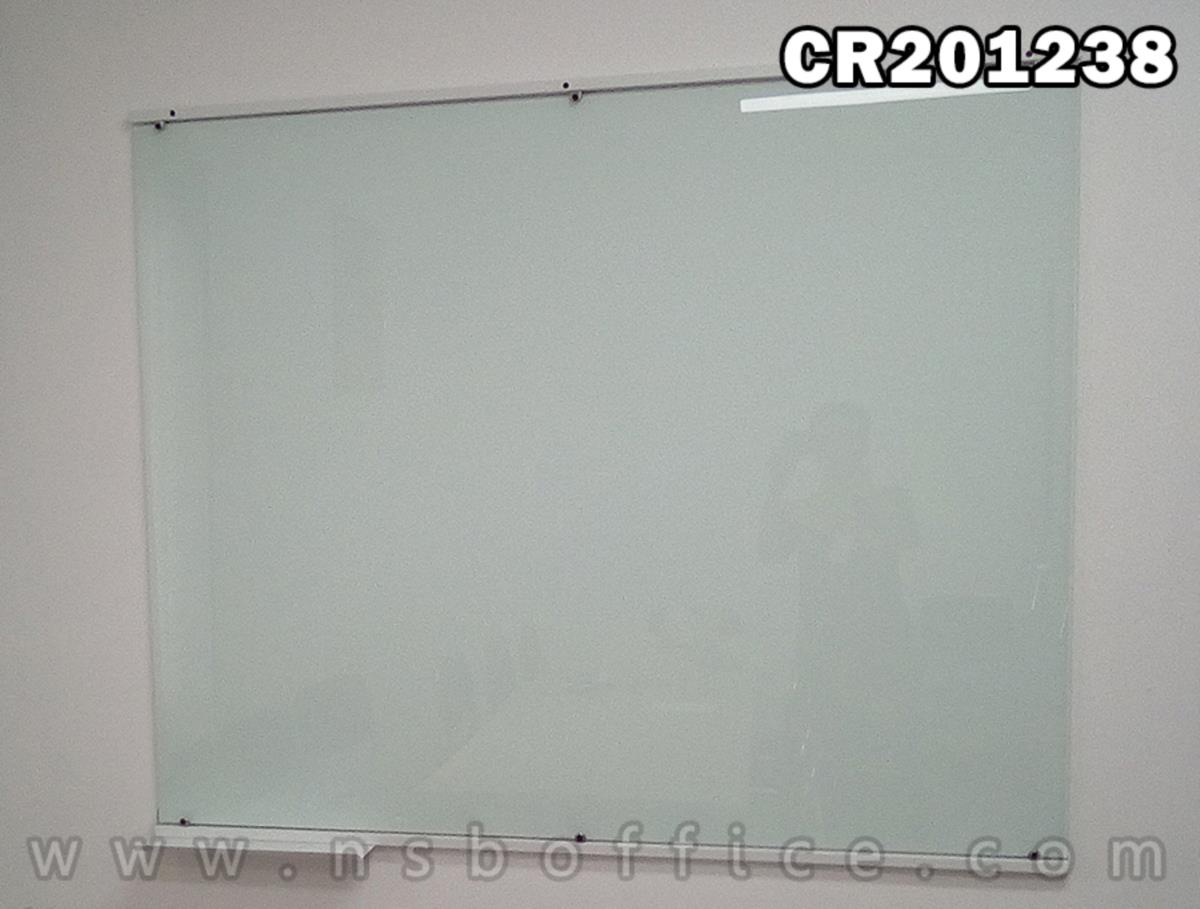 ไวท์บอร์ดกระจกนิรภัยพ่นสีขาว 150W cm (กระจกไม่ต้องเจาะรู ติดตั้งด้วยคิ้วเหล็กทำสี)