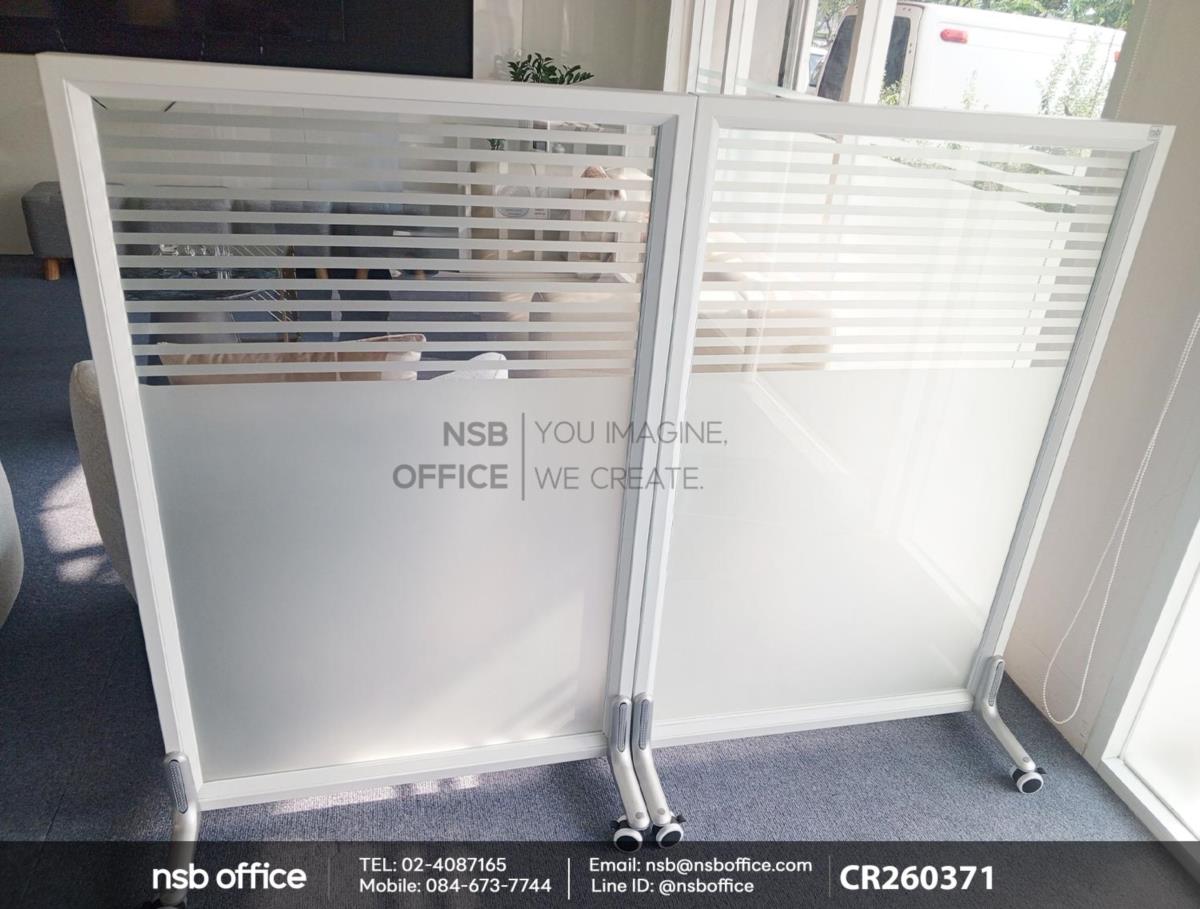 พาร์ทิชั่นล้อเลื่อน บนกระจกขัดลายล่างกระจกพ่นทราย