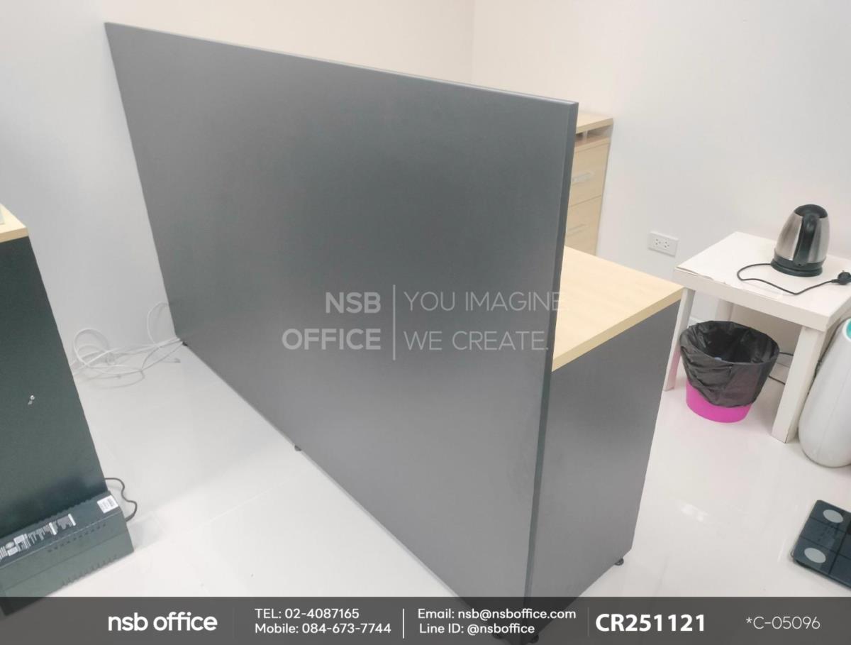 โต๊ะทำงานตัวแอล 2 ลิ้นชัก พร้อมแผ่นไม้กั้นข้างโต๊ะ