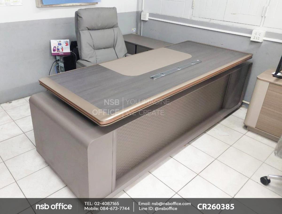 โต๊ะทำงานผู้บริหารตัวแอล เสริมการใช้งานด้วยเก้าอี้ผู้บริหารหุ้มหนังแท้