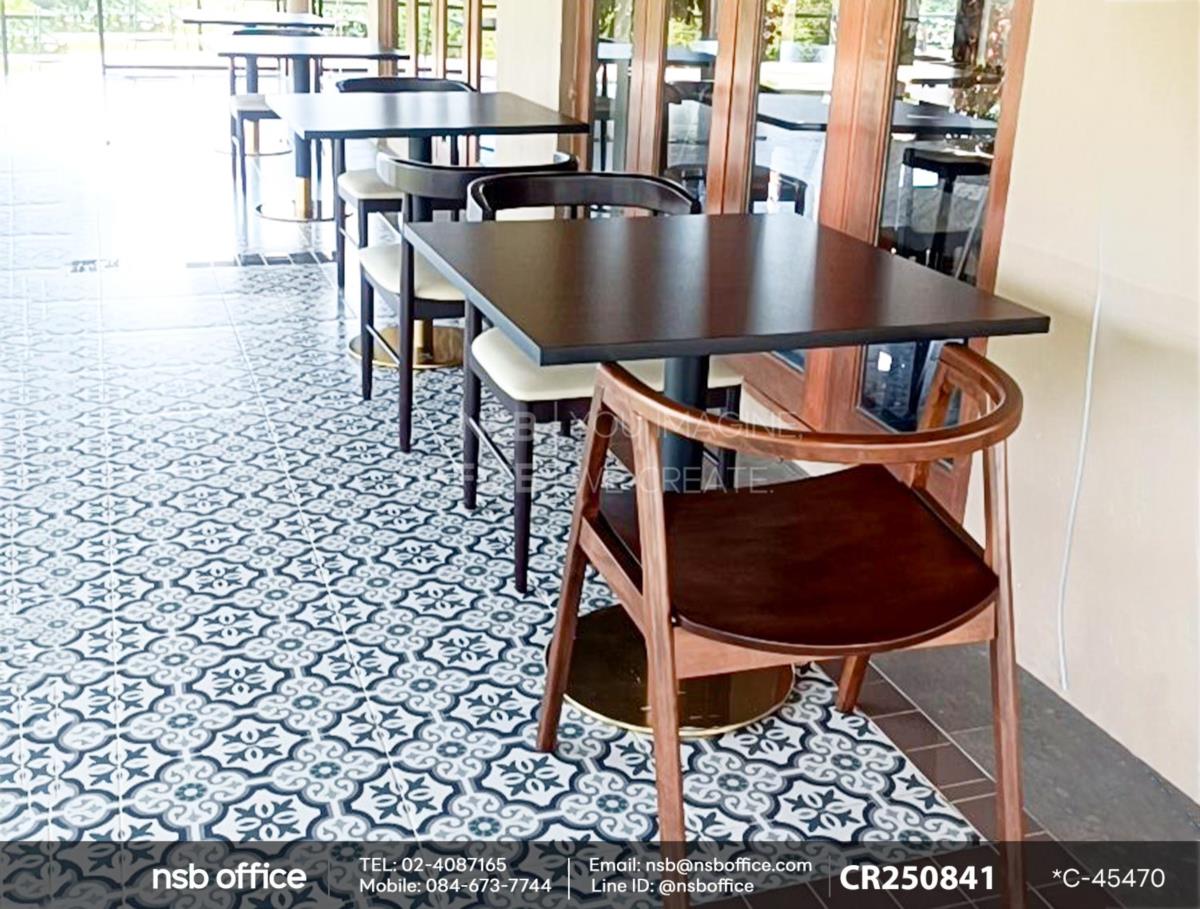 โต๊ะบาร์ขาเหล็ก ฐานจานกลมใช้งานคู่กันกับเก้าอี้โมเดิร์นหนังเทียม