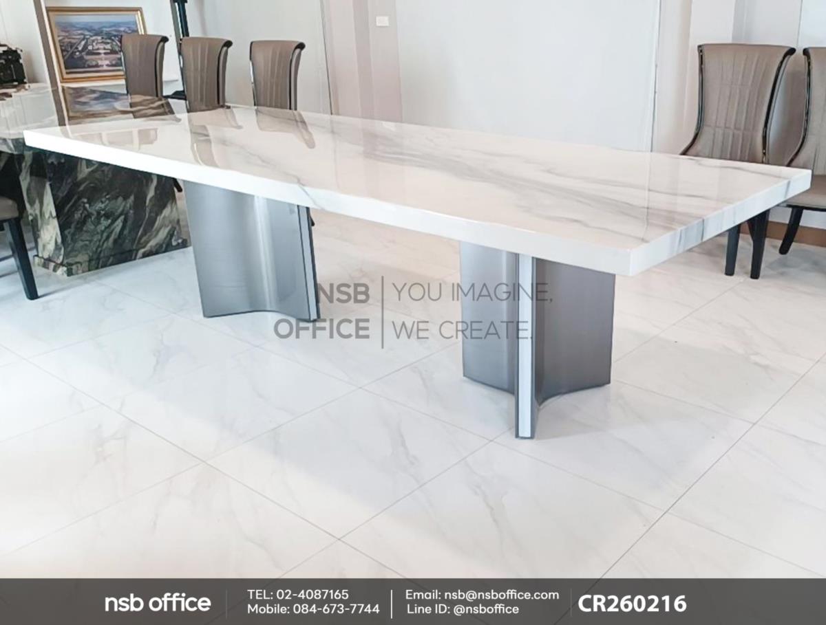 โต๊ะรับประทานอาหารหน้าหิน