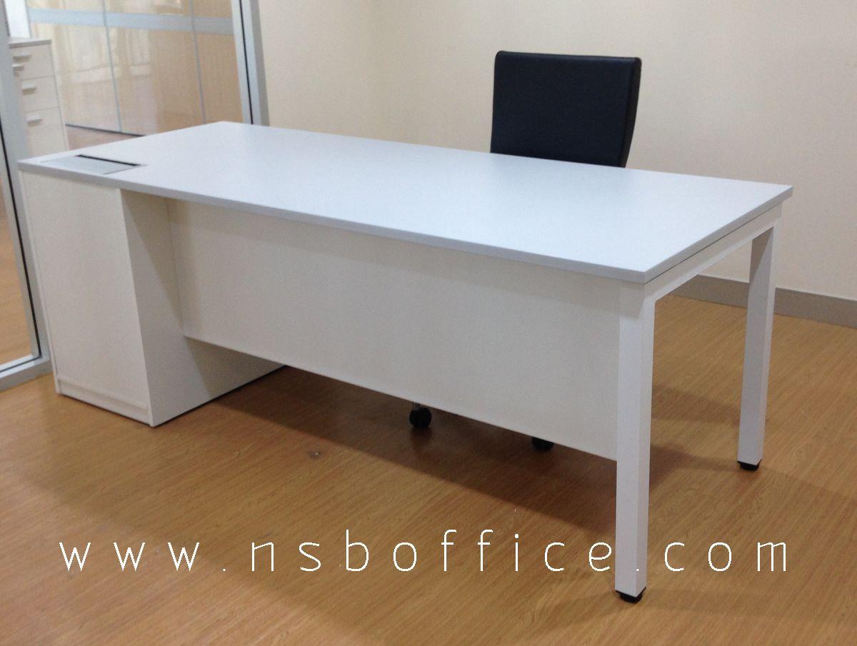 โต๊ะผู้บริหารสีขาวล้วนและเก้าอี้สำนักงาน