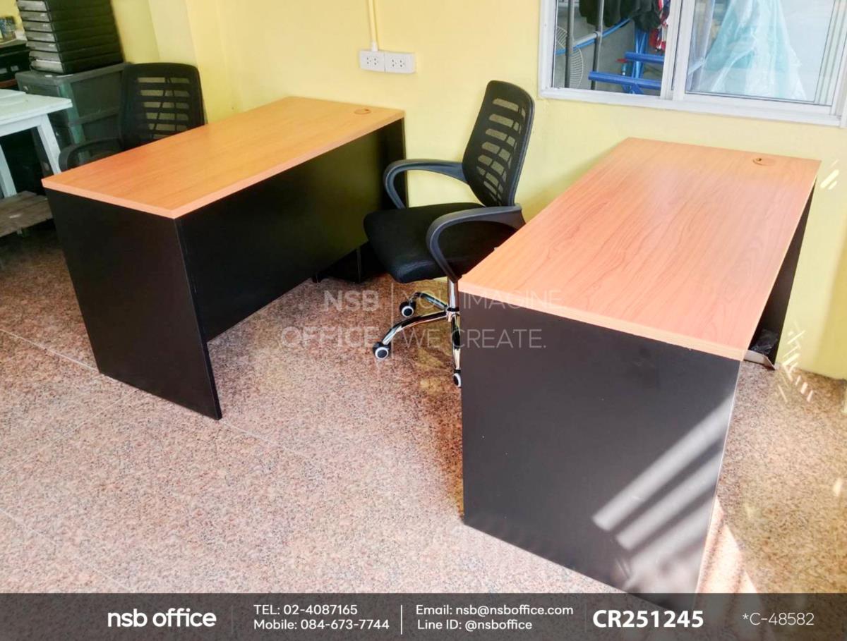 โต๊ะคอมพิวเตอร์ 2 ลิ้นชักใช้งานคู่กันกับเก้าอี้สำนักงานหลังเน็ต เสริมด้วยตู้เอกสารเหล็ก