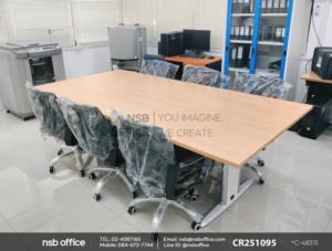 โต๊ะประชุมทรงสี่เหลี่ยมใช้คู่กับเก้าอี้สำนักงานหลังเน็ต