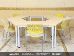 โต๊ะทรงคางหมู โครงขาสีขาว ใช้งานคู่กันกับเก้าอี้อเนกประสงค์เฟรมโพลี่
