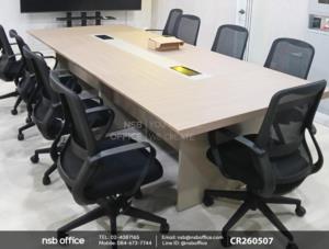 โต๊ะประชุมทรงสี่เหลี่ยม และเก้าอี้สำนักงานหลังเน็ต 