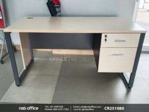 โต๊ะทำงาน 2 ลิ้นชัก บังตาไม้ ขาเหล็ก