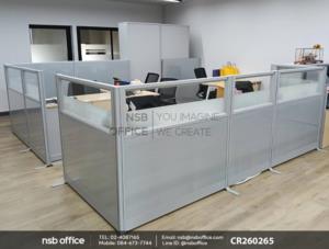 พาร์ทิชั่นแบบครึ่งทึบครึ่งกระจกฝ้า+ใส พร้อมเสาเริ่ม