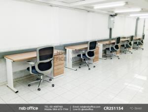 โต๊ะทำงาน 3 ลิ้นชักเสริมการใช้งานด้วยเก้าอี้สำนักงานหลังเน็ต