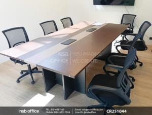 โต๊ะประชุมทรงสี่เหลี่ยมใช้งานคู่กันกับเก้าอี้สำนักงานหลังเน็ต